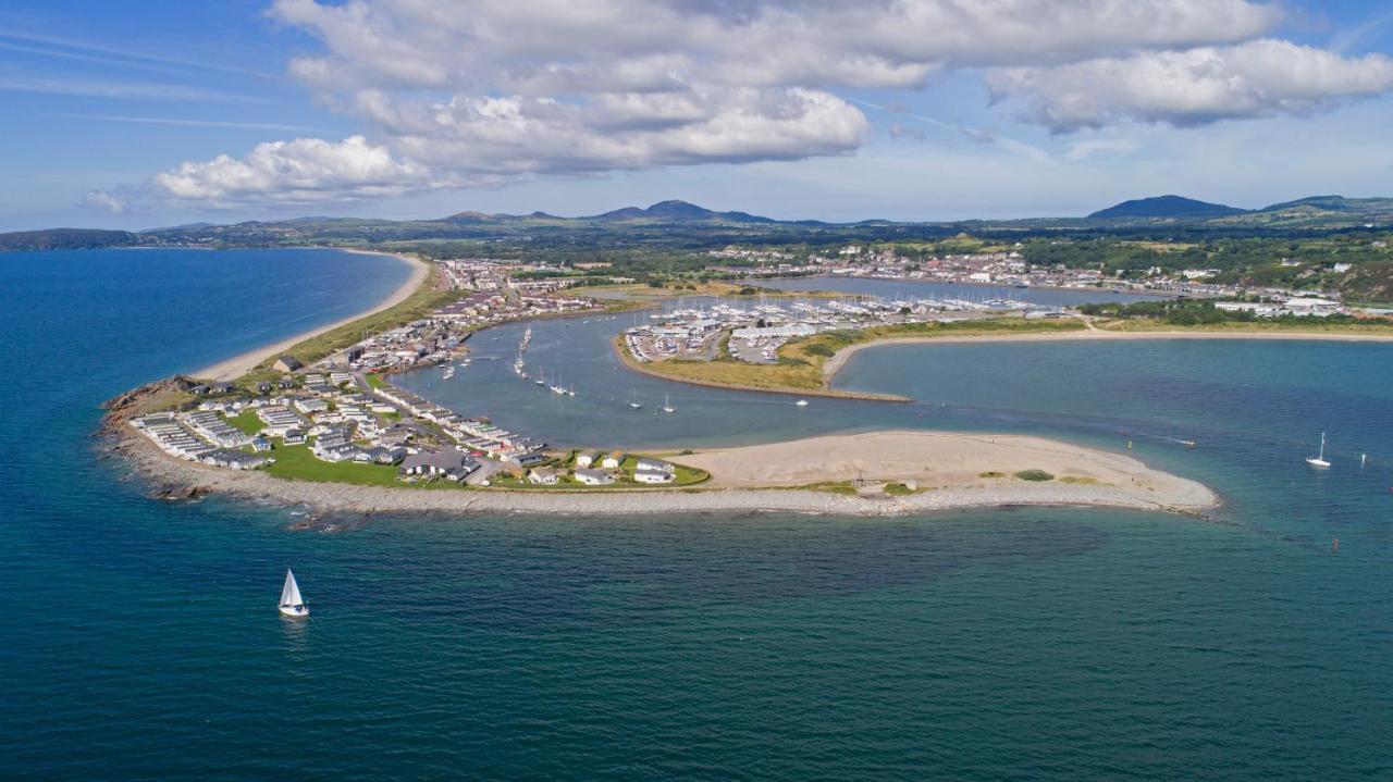 Ty Newydd Caravan Пулхели Экстерьер фото